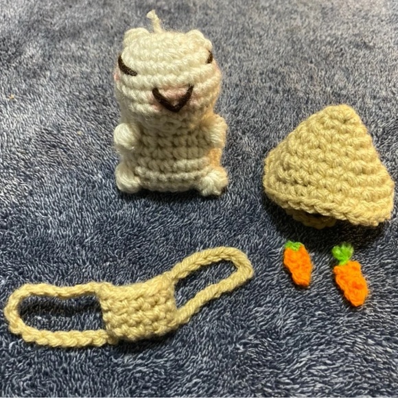 Crotchet Capybara - Picture 4 of 4
